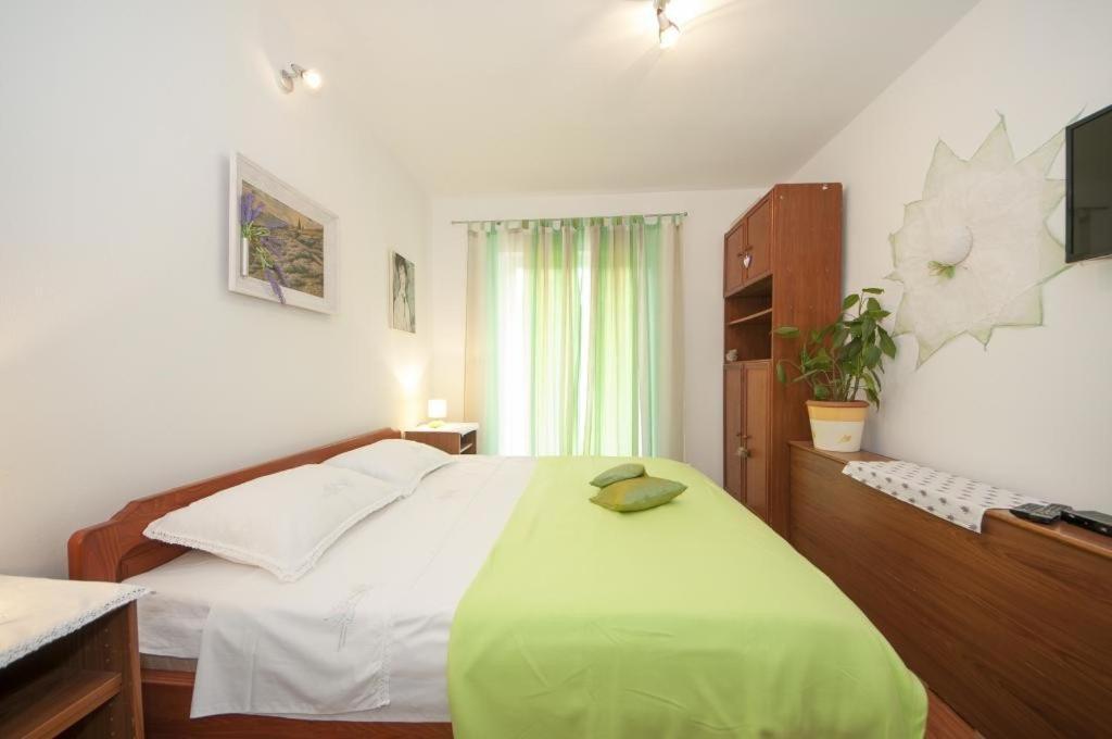 Apartments Kalajzic Pucisca Kültér fotó