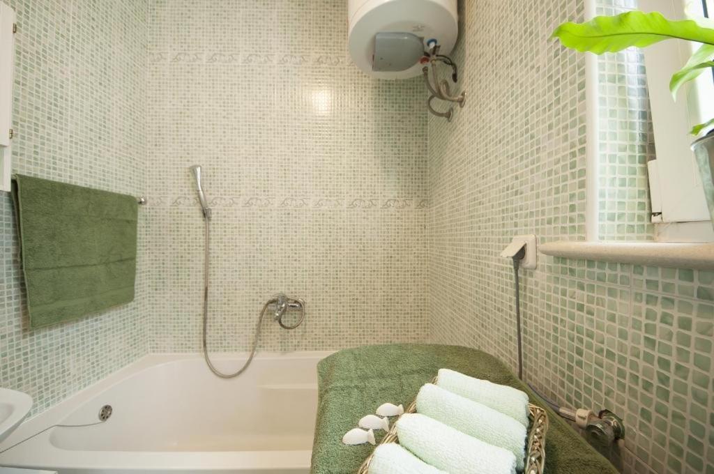 Apartments Kalajzic Pucisca Kültér fotó