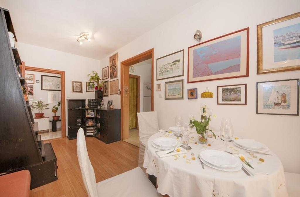 Apartments Kalajzic Pucisca Szoba fotó